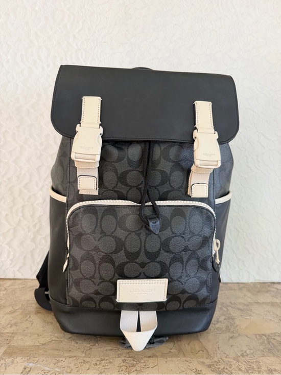Coach Handbags - Coach Black & Chalk coated Signature leather unisex men’s track Backpack C6654